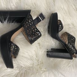 Pretty Black Heels Size 7 1/2