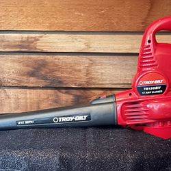 TOOLS | Leaf Blower w/attachments corded