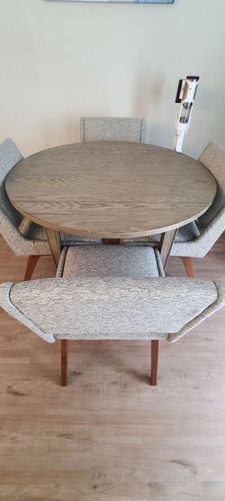 5-Piece Round Wood Dining Table Set with 4 Upholstered Chairs
