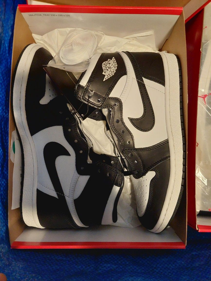 Jordan 1 Black / White '85