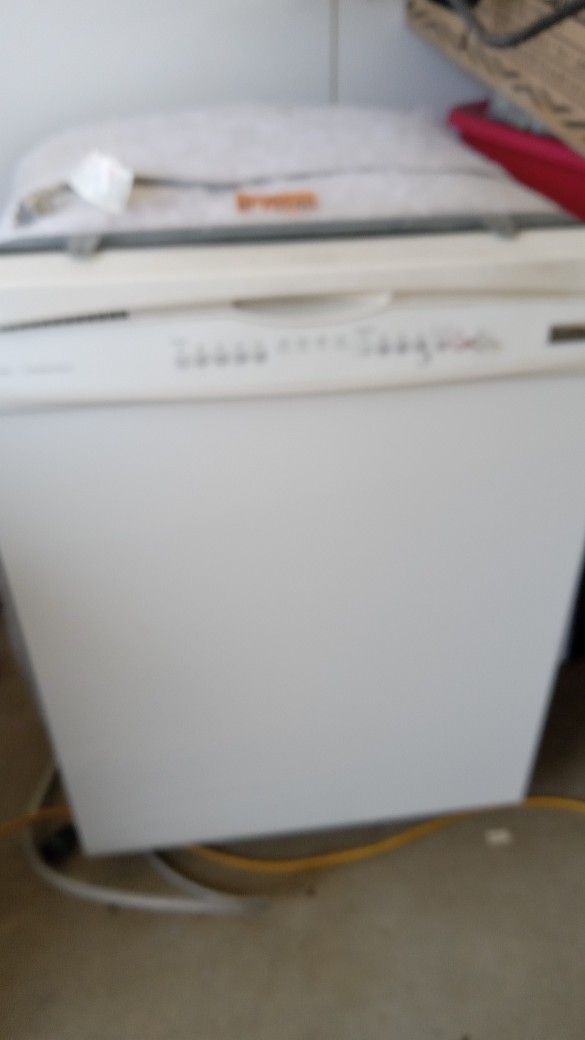 Kenmore Dishwasher