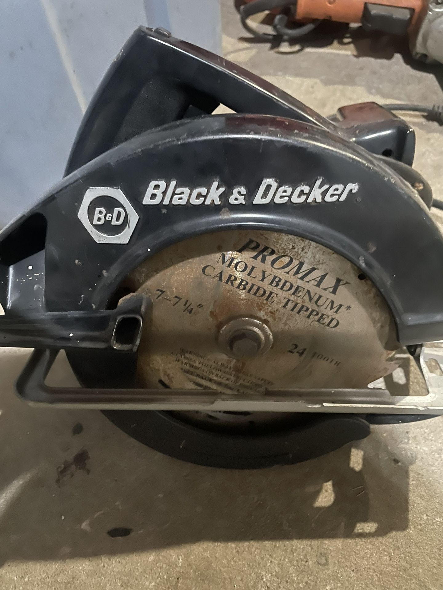 Black And Decker Circular Saw