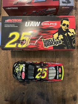 Uncle Kracker Die Cast 1/24 Scale Signed Racing Action