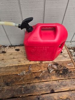 5 Gallon Gas Container