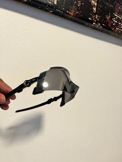 Oakley Sport Sunglasses Black Frame Gray Lens