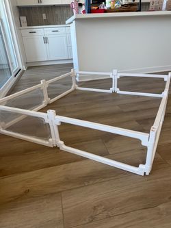 Dog play pen