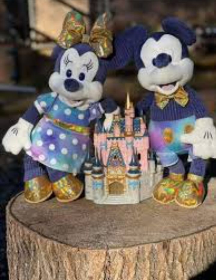 Walt Disney World 50th Anniversary celebration: Mickey Mouse - Scentsy Buddy