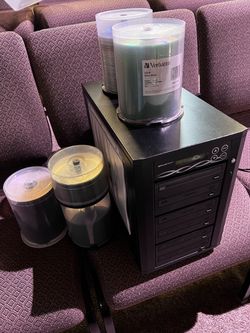 DVD CD Duplicator