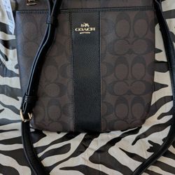 Coach Signature Crossbody Bag. NWT