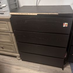 Bedroom Furniture Bunkbeds With Dresser & Mirror And Etc