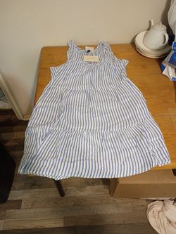 Universal threads blue and white striped dress