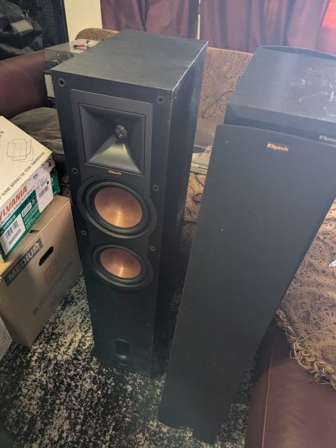 Klipsch R-26F Tower Speakers