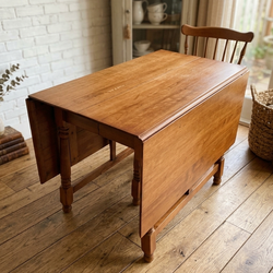 ✨ Vintage Solid Wood HT Hearn Drop-Leaf Table  Charm + Potential! ✨