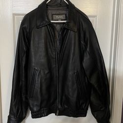 Wilson’s Leather Jacket With Removable Zippered Lining Men’s Size Large 
