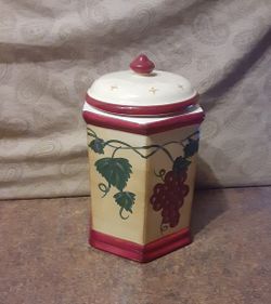 Decorative Grape Vine Ceramic Kitchen Display