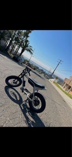 SUPER73 ZX MIAMI (NO trades)  (ONLY 700 miles )