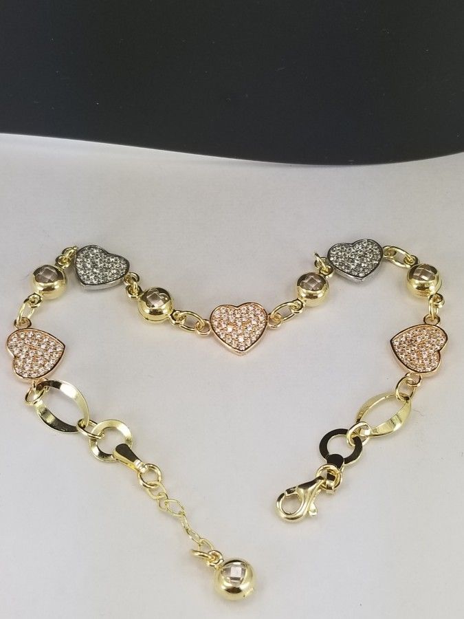 3 Tone 14k Gold Heart Charm Bracelet 