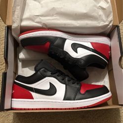 Air Jordan 1 Low 