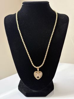 Necklace with pendant