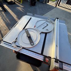Bosch finish table saw Carpentry 