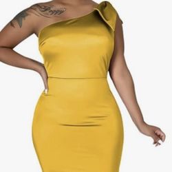 Women   Dress.  L Satin.    Porty.  