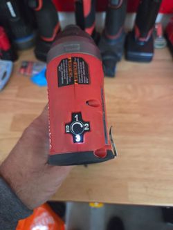 Milwaukee M12