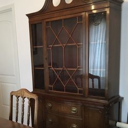 Beautiful Mahogany Antique High Quality Sheridan Style Hutch