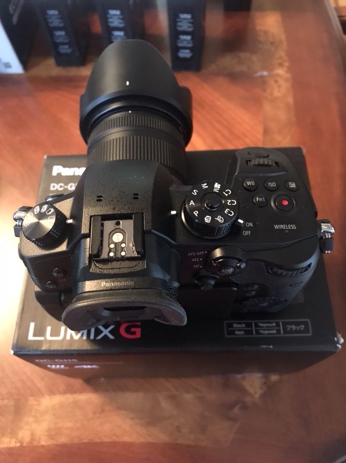 Panasonic lumix Gh5 camera camcorder (Brand new)