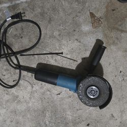 Makita 4-1/2 Angle Grinder 