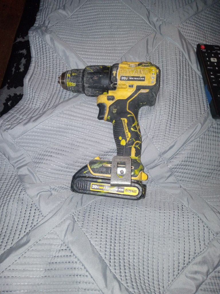 DeWalt 20v Drill With Battery
