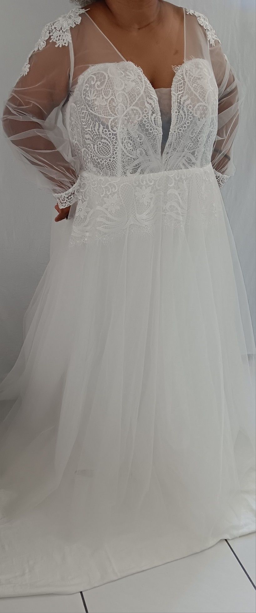 WEDDING GOWN - PLUS SIZE