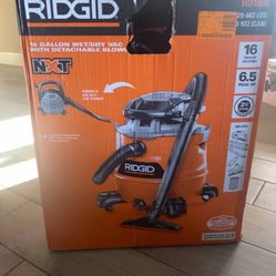 Wet/Dry Ridgid Vacuum 