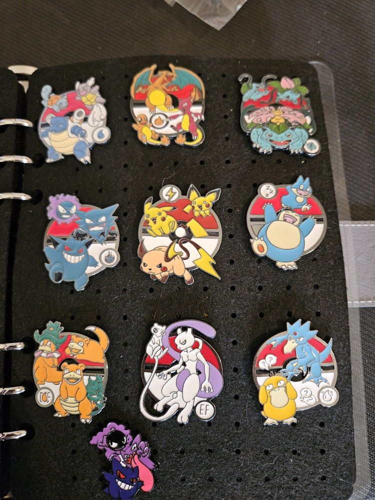 Pokemon Evolutions Pin Pack