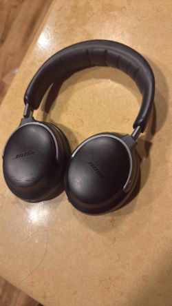 BOSE noise cancelling headphones