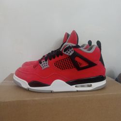 Air Jordan 3 Retro MEN SZ 10 