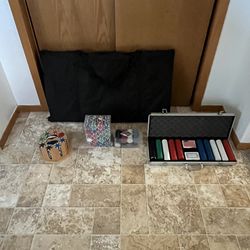 Traveling Poker Set