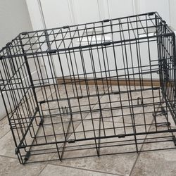 Like New Pet cage Single Door Folding Dog Crate L22W13H17 Inch