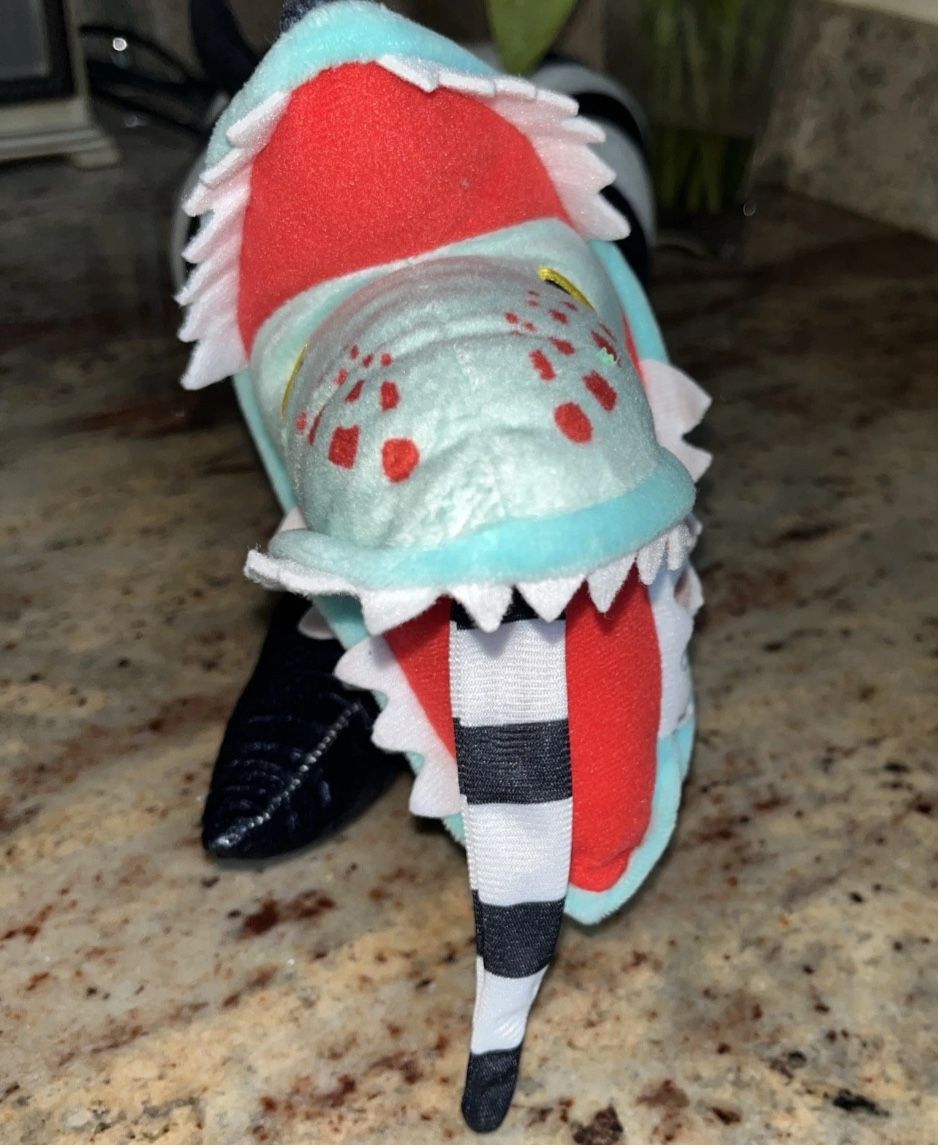 Brand New Franco Collectibles BeetleJuice Sandworm Cuddle Pillow Plush 40-inch.