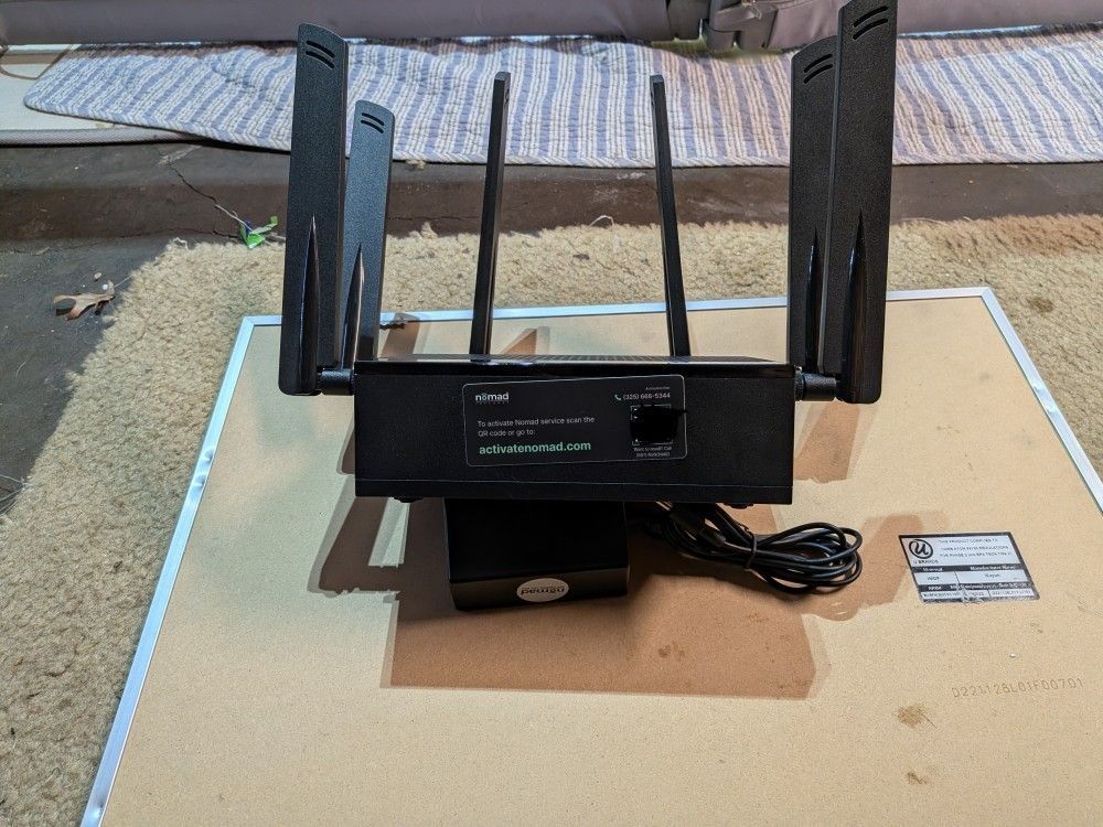 Nomad Dragon 5G High Performance Internet Modem with Battery Backup