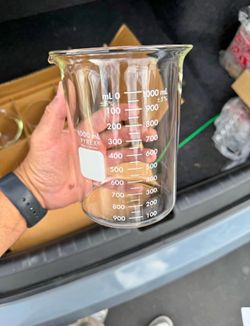 PYREX 1000ML Beakers
