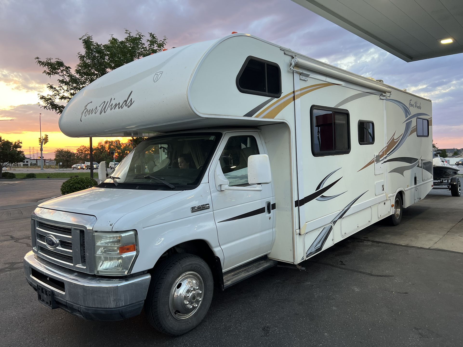 2012 Thor Four winds Bunk Beds