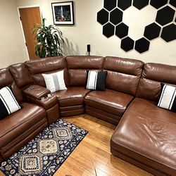 Luxurious Brown Leather Sectional Sofa