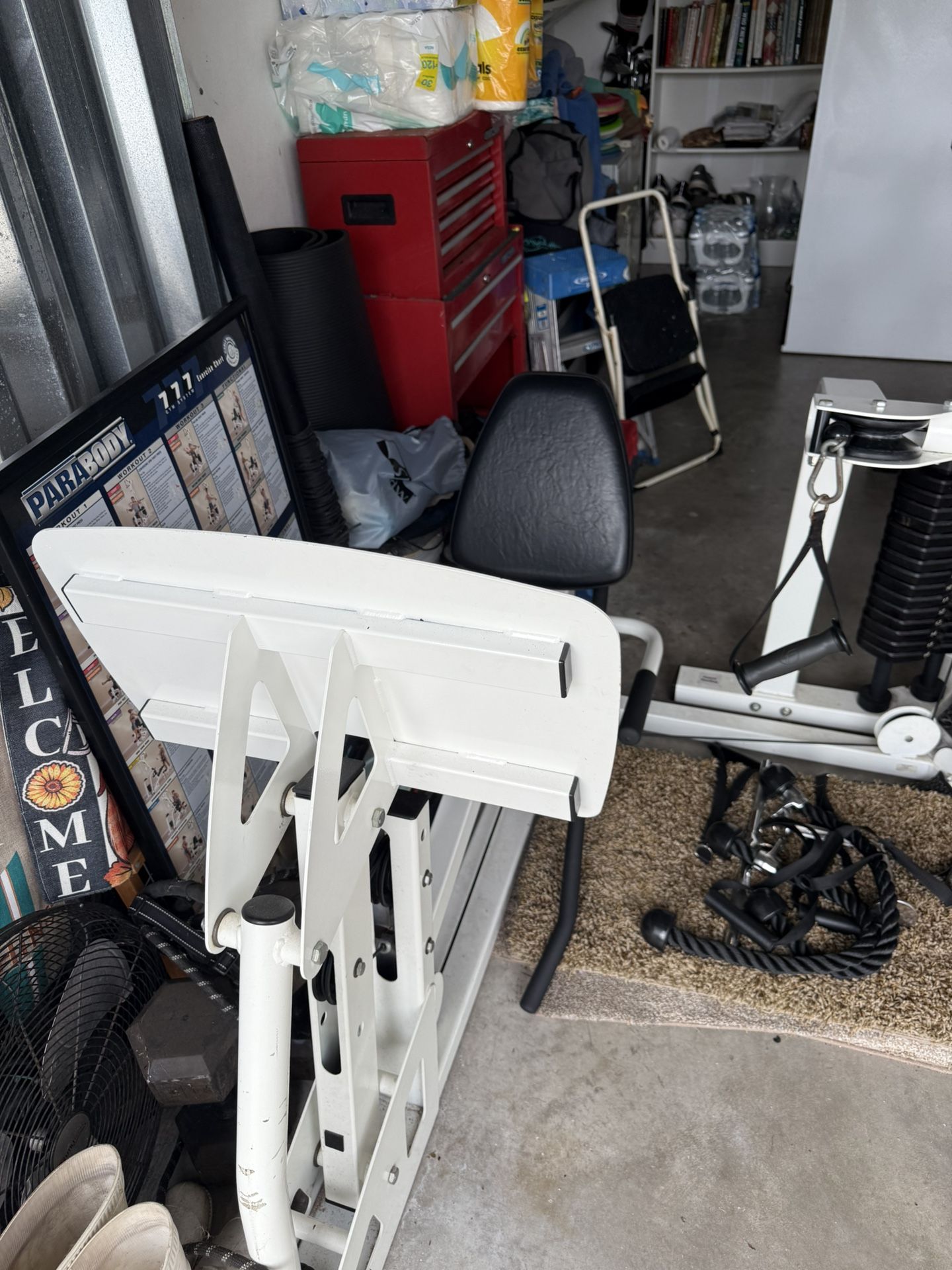 Parabody 777 gym system with leg extension