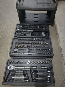 Husky 270 piece Tool set