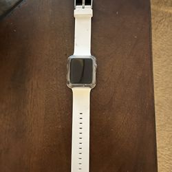 Apple Watch (Series 3)