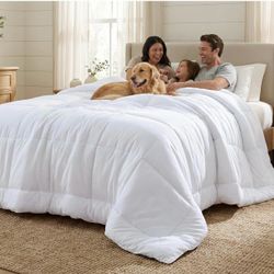 Bedsure Oversized King Comforter Duvet Insert, All Season Bed Comforter, Quilted Down Alternative Duvet, Box Stitched Comforters with Corner Tabs, Was