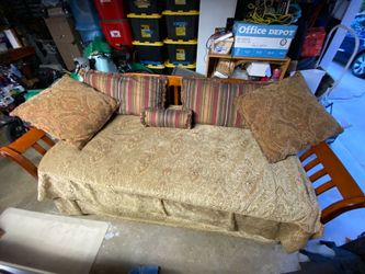 Sleigh style Daybed