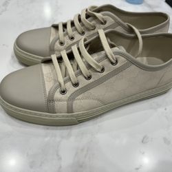 Men’s GG Canvas Sneaker Size 11 US 