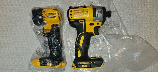 Dewalt 20v impact drill and flashlight