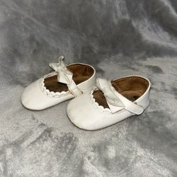 Size 5 Baby White Flats